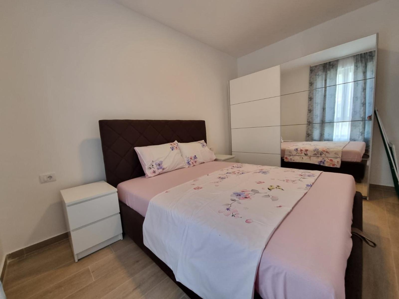 Prestige Central Apartments - Rafailovici Budua Esterno foto